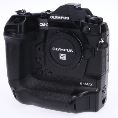 OM-D E-M1X ボディー