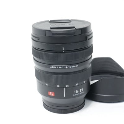 LUMIX S PRO 16-35mm F4 S-R1635