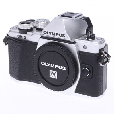 OM-D E-M10 MarkII ボディー シルバー