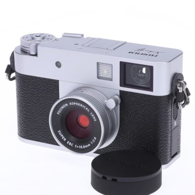 X half (FUJIFILM X-HF1) シルバー