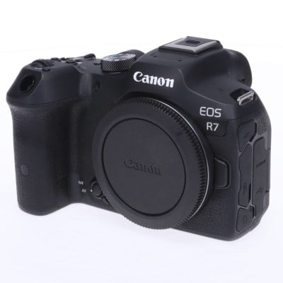 EOS R7 ボディー