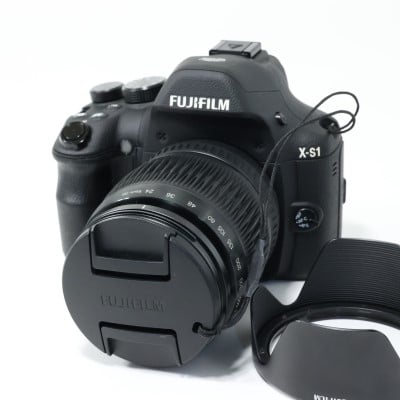 FUJIFILM X-S1