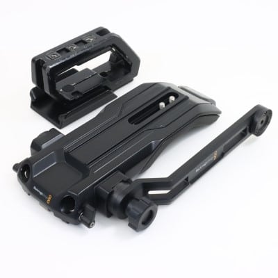 CINEURSASHMKM [Blackmagic URSA Mini Shoulder Kit]