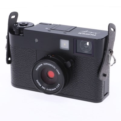 X half (FUJIFILM X-HF1) ブラック