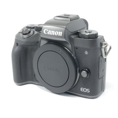 EOS M5 ボディー