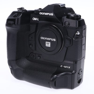 OM-D E-M1X ボディー