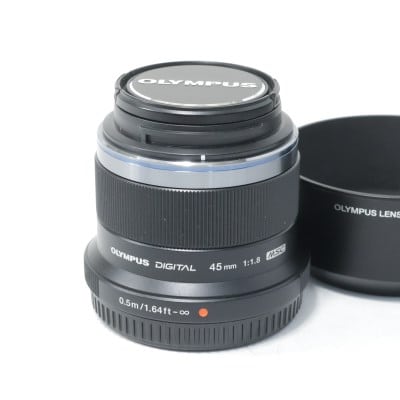 M.ZUIKO DIGITAL 45mm F1.8 ブラック