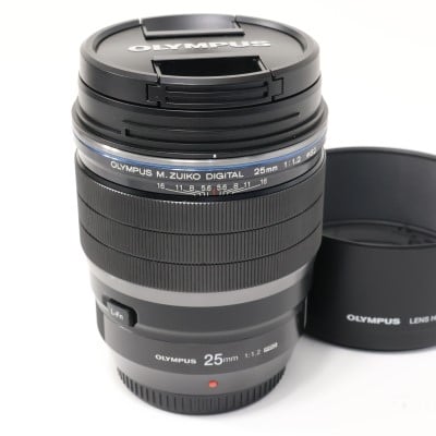 OLYMPUS E.ZUIKO AUTO-T 135mm F2.8 銀枠 ¥9,800（中古 OM