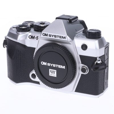 OM SYSTEM OM-5 Mark II ボディー シルバー