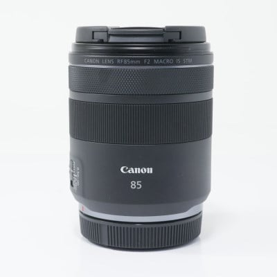 RF85mm F2 MACRO IS STM