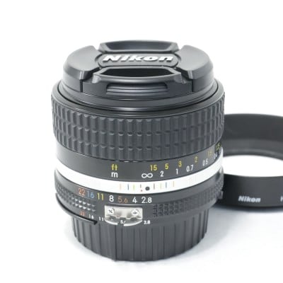 AI Nikkor 28mm f/2.8S