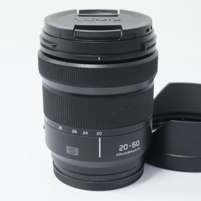 LUMIX S 20-60mm F3.5-5.6 S-R2060