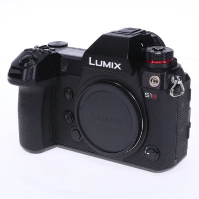 LUMIX S1R ボディ DC-S1R-K