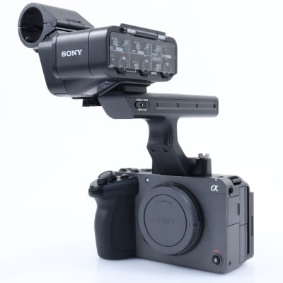 FX30 XLRハンドルユニット同梱モデル ILME-FX30