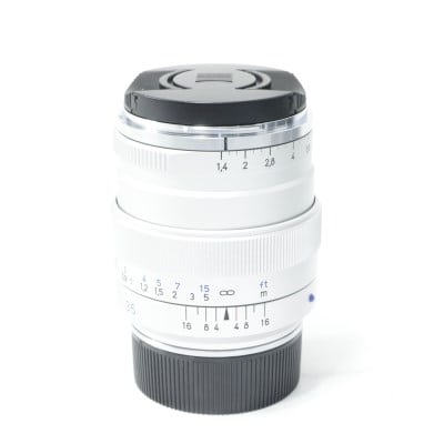 Distagon T* 1.4/35 ZM シルバー