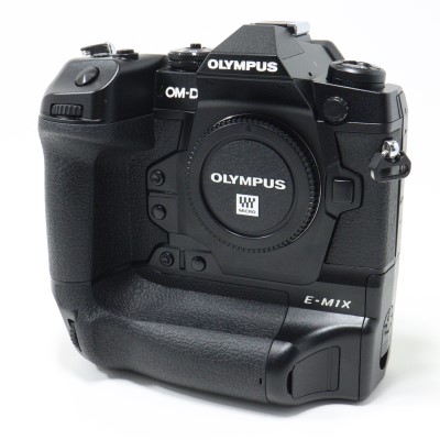 OLYMPUS／OM SYSTEM OM-D E-M1X ボディ 中古 C2120193410290｜フジヤカメラ