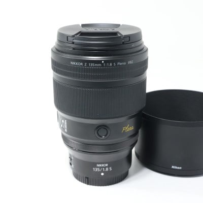 NIKKOR Z 135mm f/1.8 S Plena