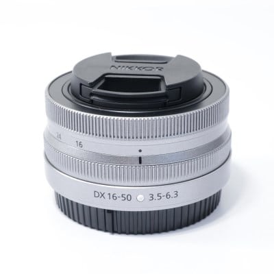 NIKKOR Z DX 16-50mm f/3.5-6.3 VR シルバー