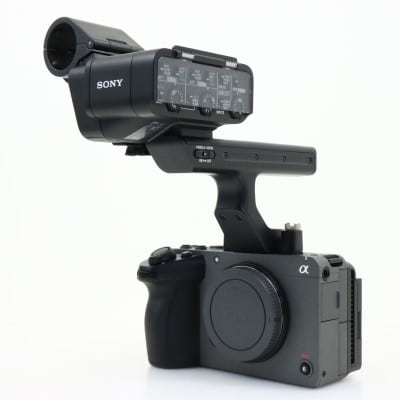 FX30 XLRハンドルユニット同梱モデル ILME-FX30