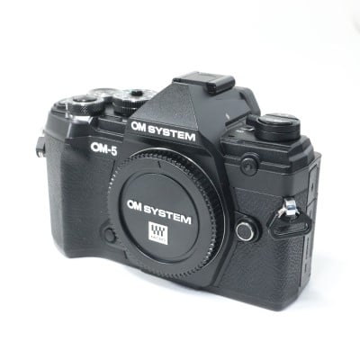 OM SYSTEM OM-5 ボディー ブラック