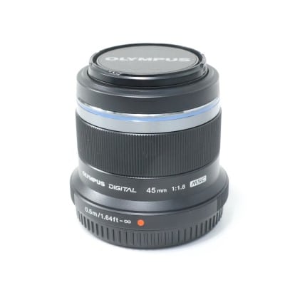 M.ZUIKO DIGITAL 45mm F1.8 ブラック