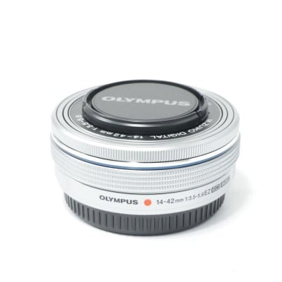 M.ZUIKO DIGITAL ED 14-42mm F3.5-5.6 EZ シルバー