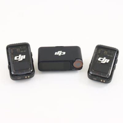 DM1021 [DJI Mic 2 (トランスミッター×2 + レシーバー×1 + 充電ケース)]