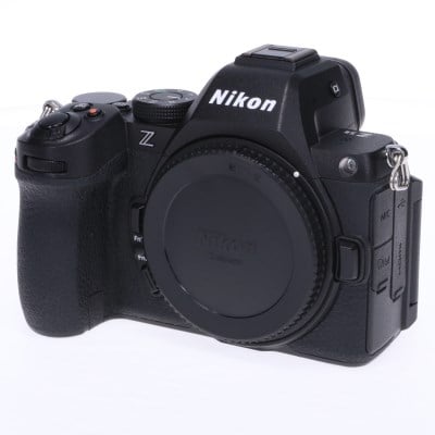 Z5II ボディ