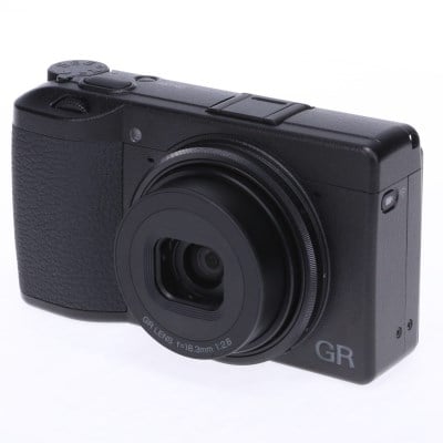 RICOH GR III