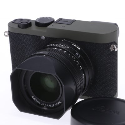 Leica Q2 Reporter