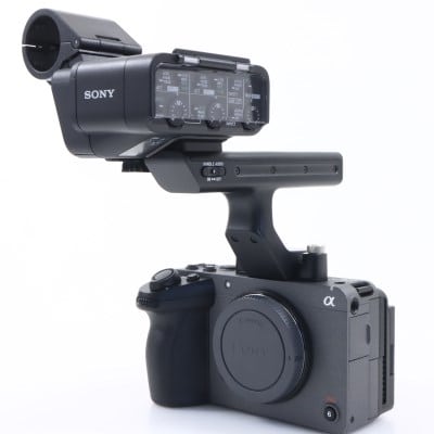 FX30 XLRハンドルユニット同梱モデル ILME-FX30