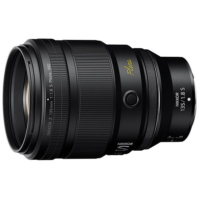 NIKKOR Z 135mm f/1.8 S Plena