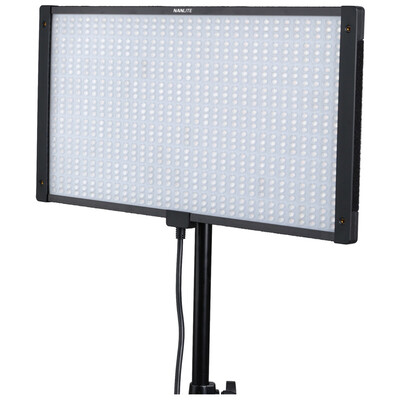 PavoSlim 120C LED RGBWW パネルライト